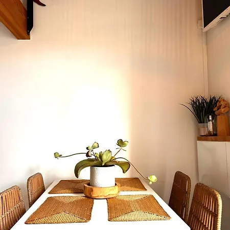 Bord De Mer, Superbe Confort 히에레